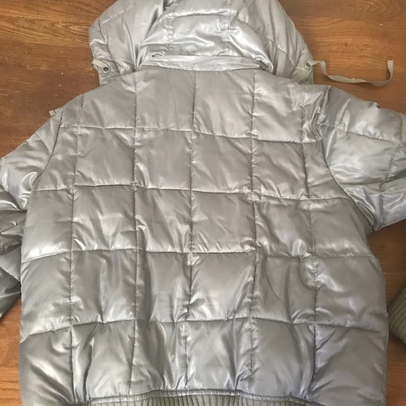 Old Navy Cozy Fleece-lined Grey Puffer - Picture 7 of 9